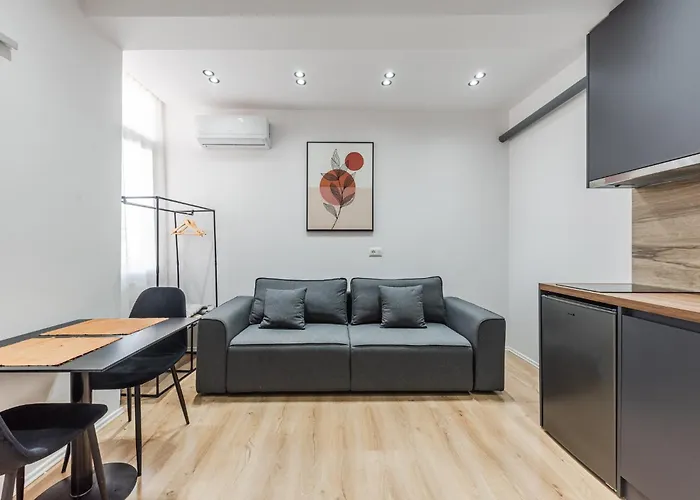 Atelier Apartments By Kondo Stays